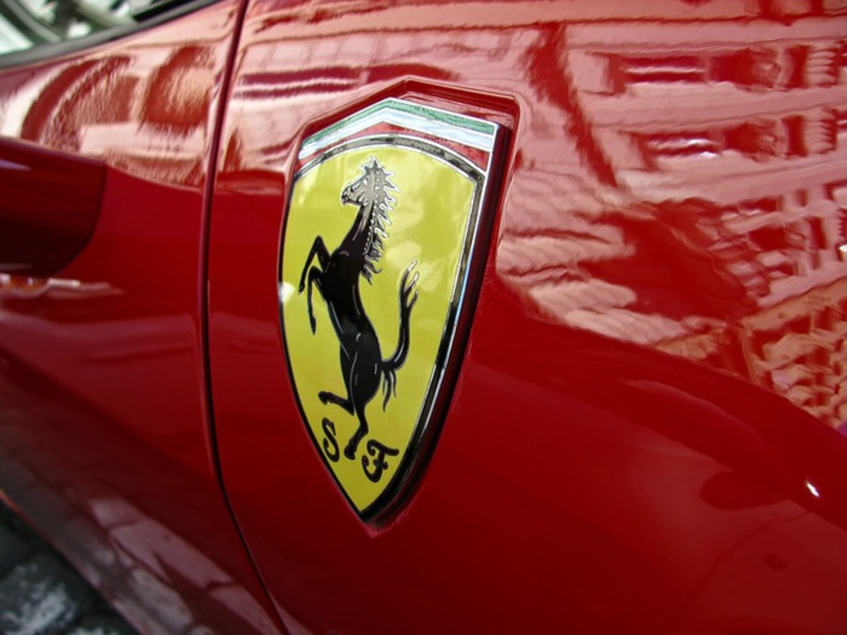 Ferrari accelera nel terzo trimestre 2025: ricavi e utile netto in crescita