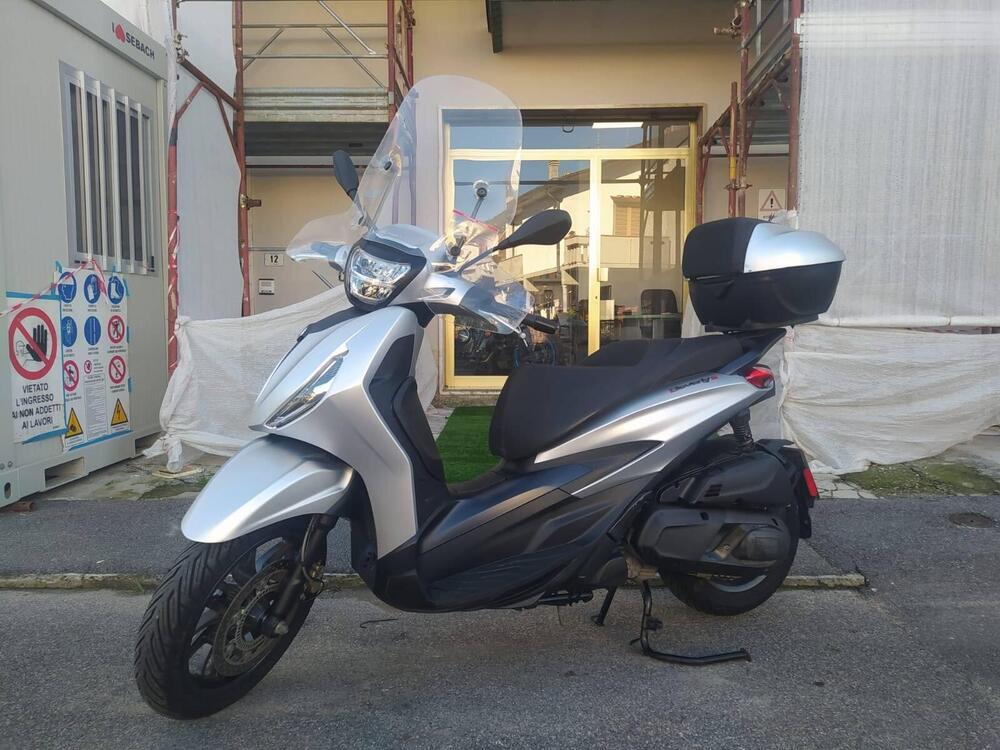 Piaggio Beverly 400 ABS-ASR (2021 - 24) (4)