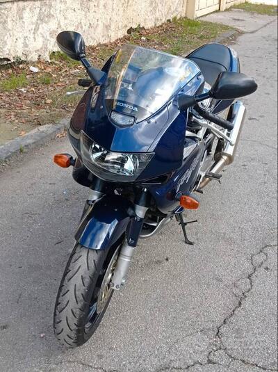 Honda VTR 1000 F Firestorm (2001 - 07) usata