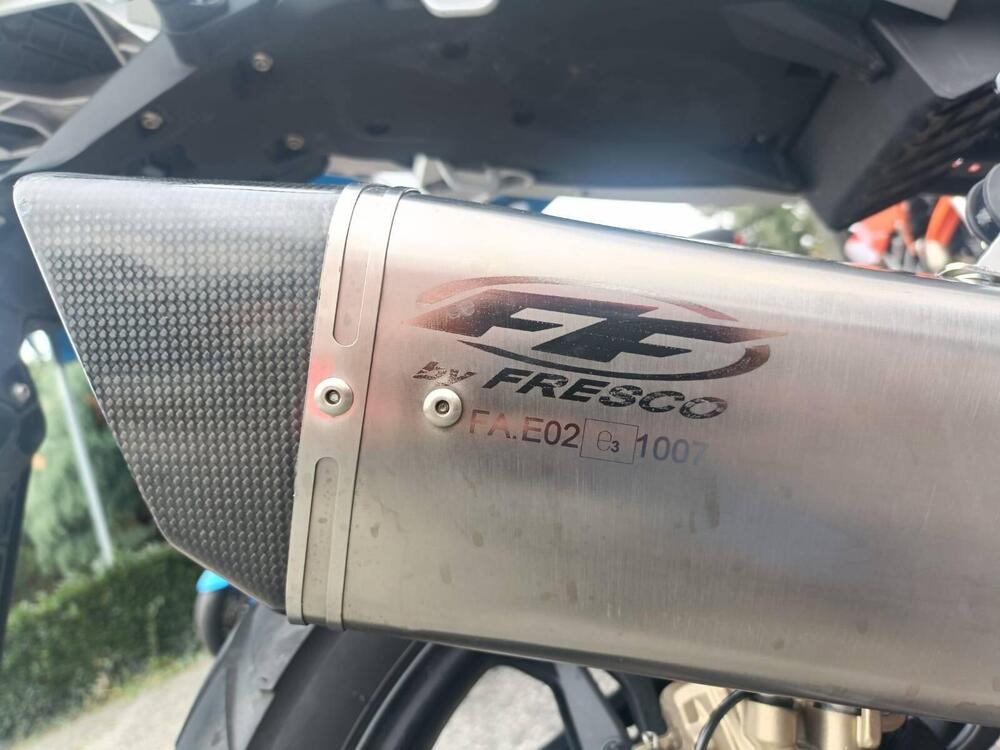 SCARICO OMOLOGATO FONDELLO IN CARBONIO BMW GS 310 FRATELLI FRESCO (2)