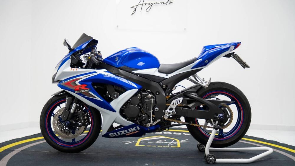 Suzuki GSX R 750 (2006 - 07) (6)