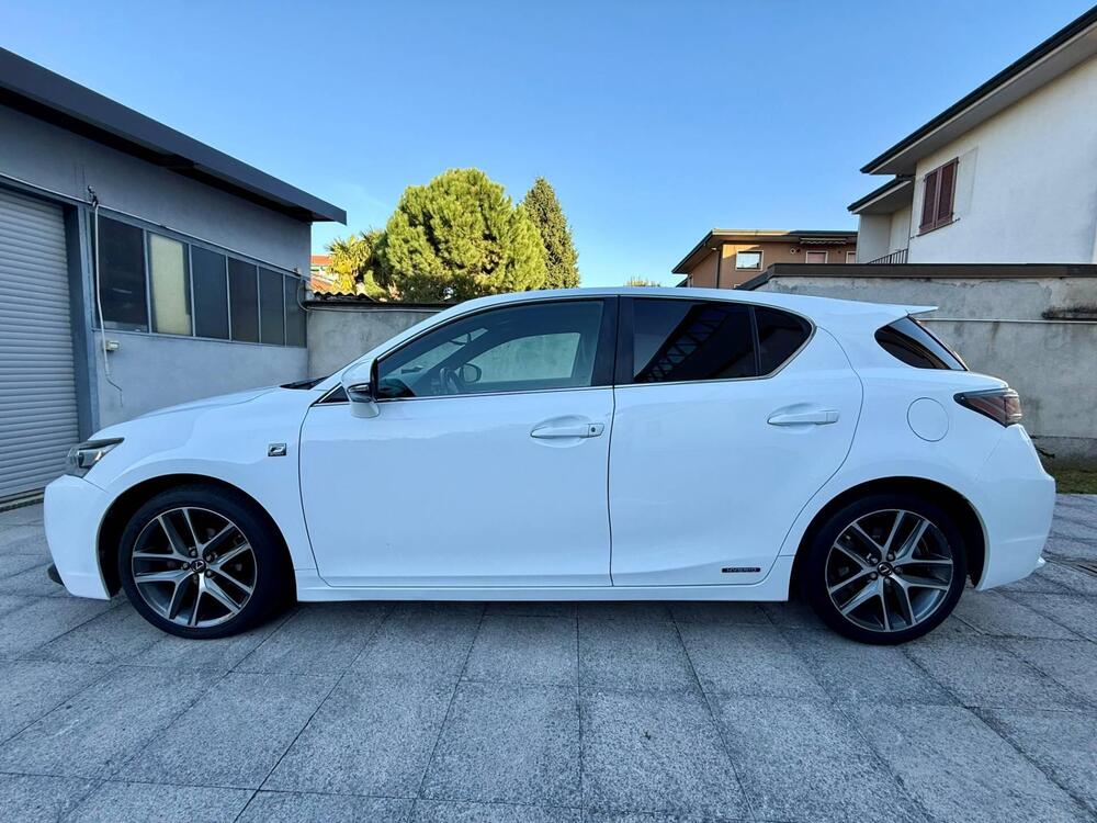 Lexus CT usata a Milano (2)