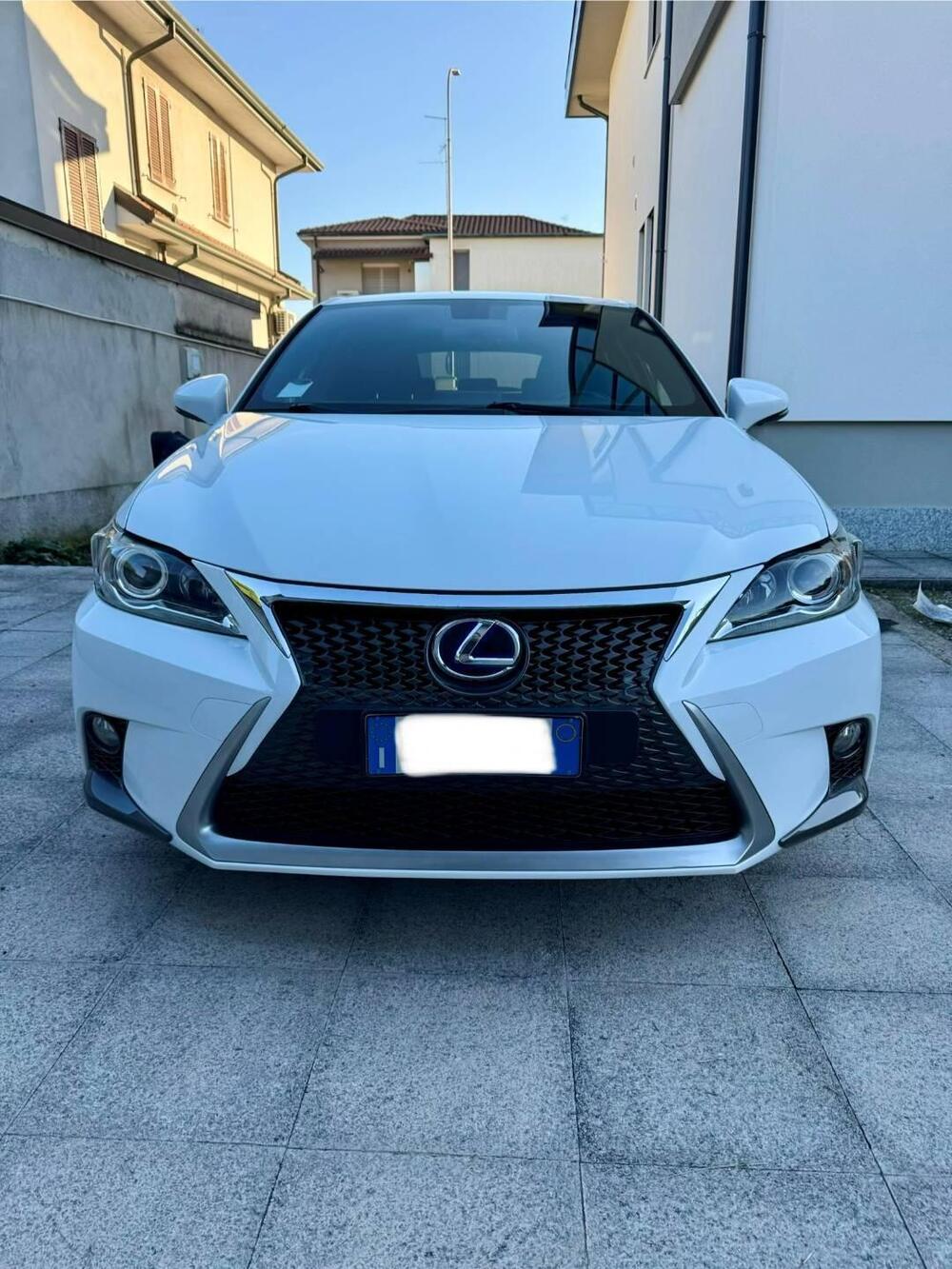 Lexus CT usata a Milano (3)