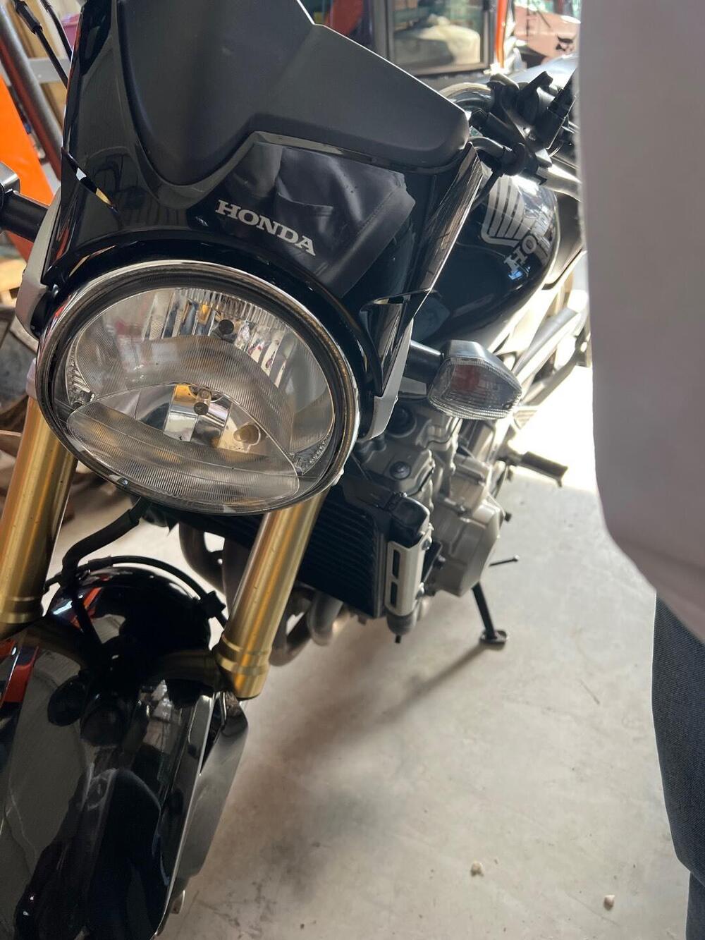 Honda Hornet 600 (2005 - 06) (11)