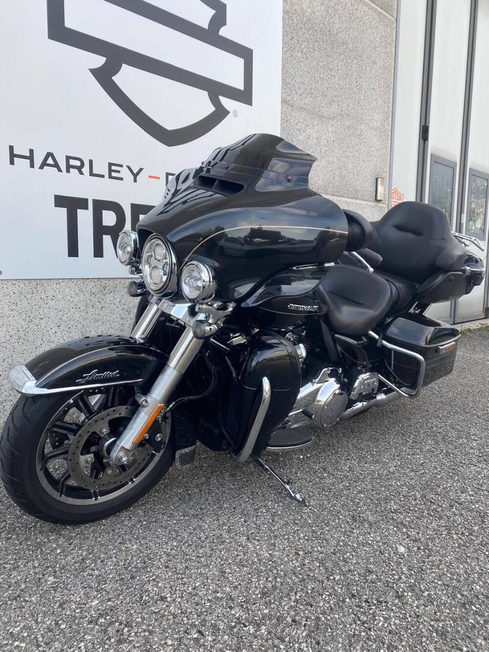 Harley-Davidson 107 Electra Glide Ultra Limited (2017 - 18) - FLHTK (4)