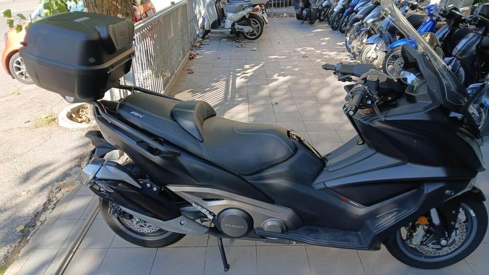 Kymco AK 550 ETS (2021 - 25) (3)