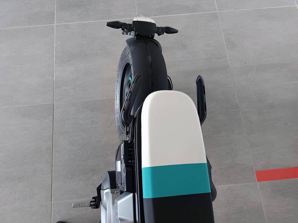 Bmw CE 02 AM (2024 - 25) (6)