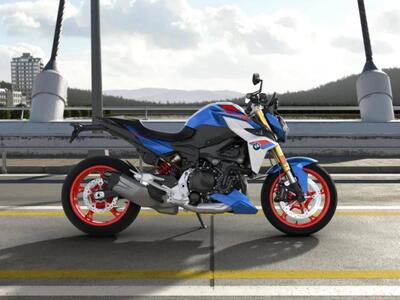 Bmw F 900 R (2025) nuova