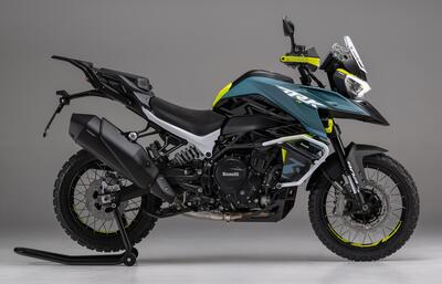 Benelli svela a EICMA la nuova TRK 902 in due versioni: Explorer e Stradale [VIDEO]