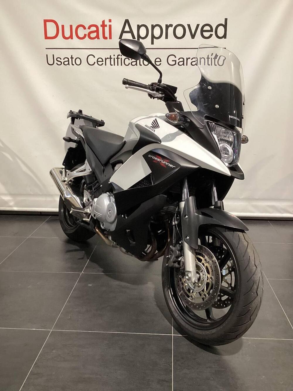 Honda Crossrunner ABS (2010 - 14) (2)