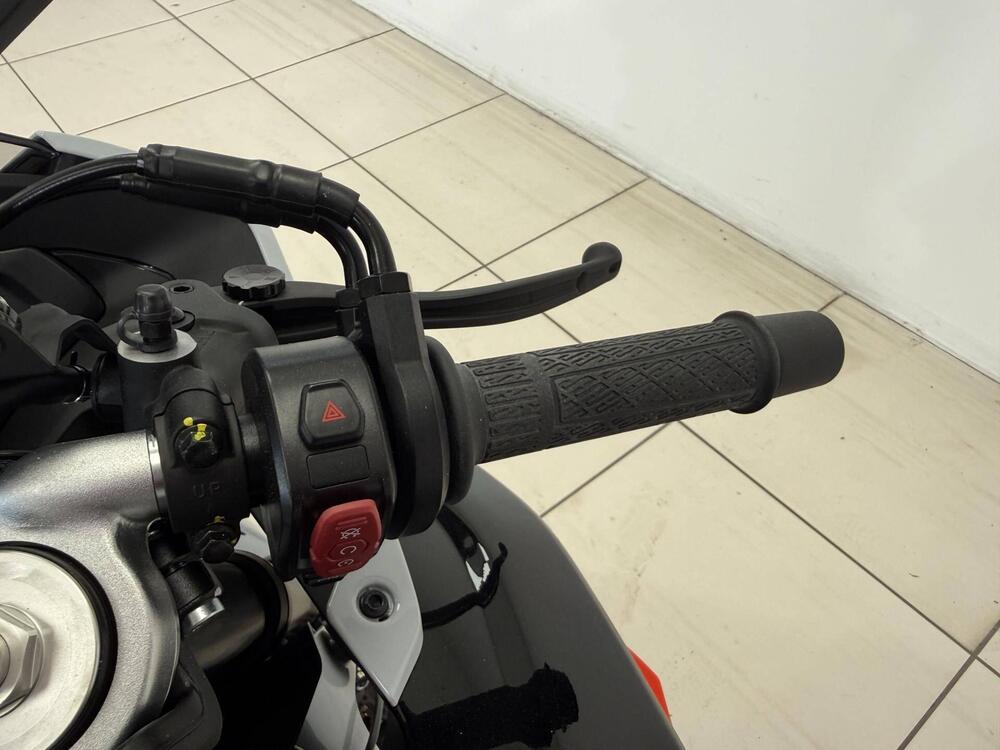 CFMOTO 675SR-R (2025 - 26) (11)