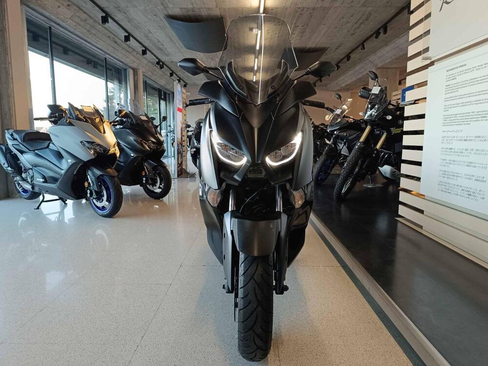 Yamaha X-Max 300 Iron Max (2019 - 20) (2)