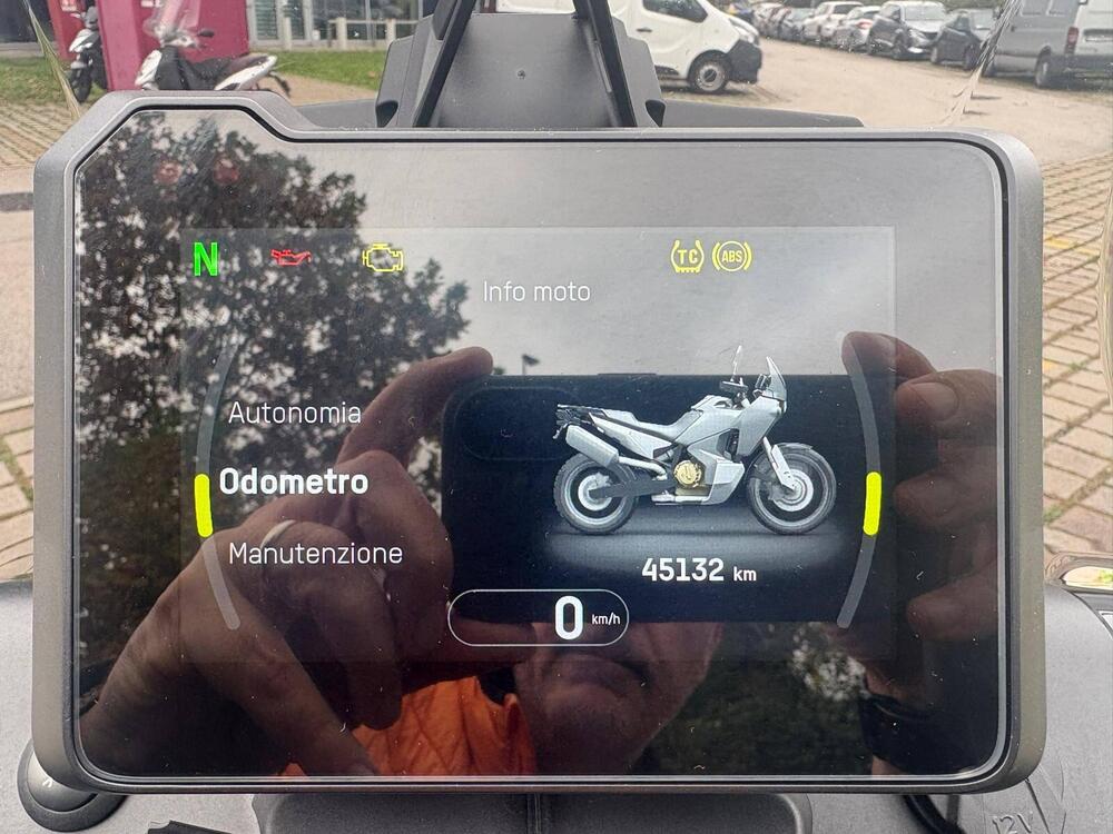 Husqvarna Norden 901 (2022 - 25) (10)