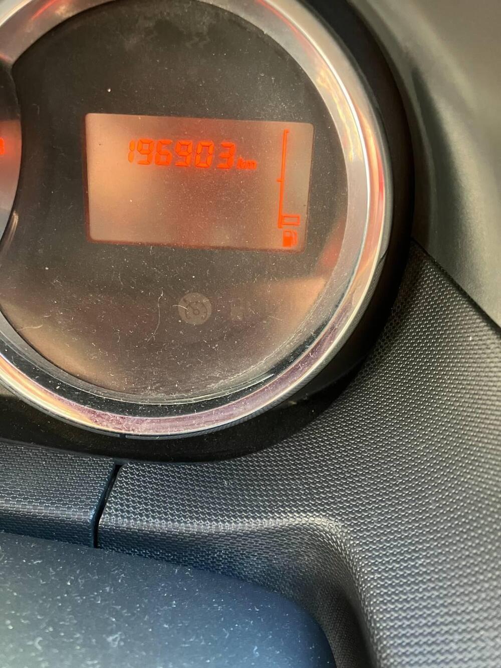 Dacia Duster usata a Terni (9)