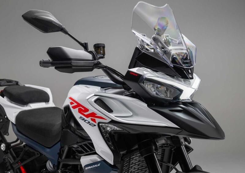 Benelli TRK 902 TRK 902 Stradale (2026) (4)