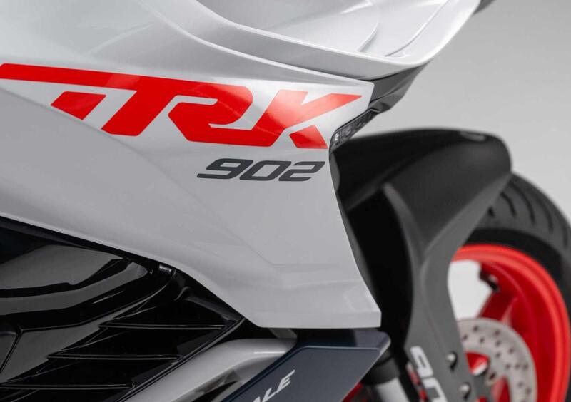 Benelli TRK 902 TRK 902 Stradale (2026) (5)