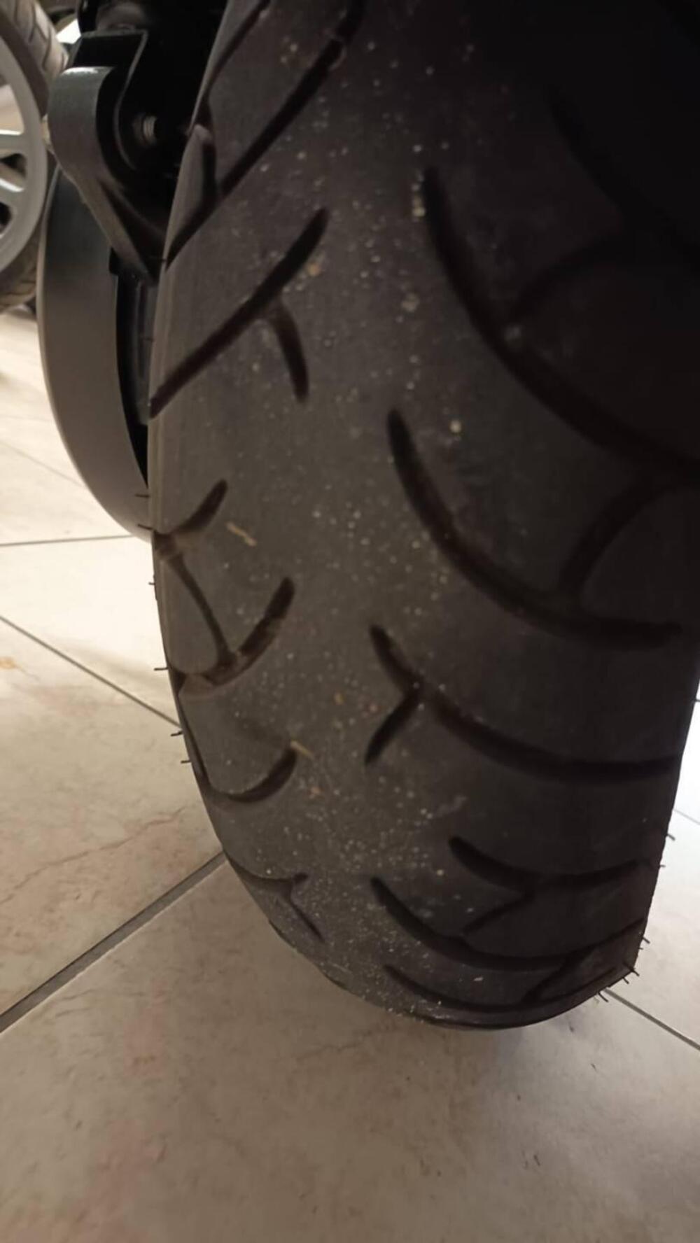 Honda Silver Wing 400 (2006 - 09) (4)