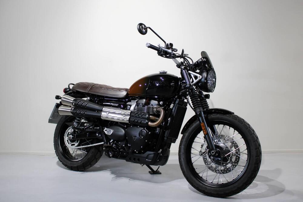 Triumph Scrambler 900 Stealth Edition (2024) (2)