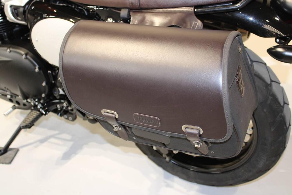 Triumph Scrambler 900 Stealth Edition (2024) (8)