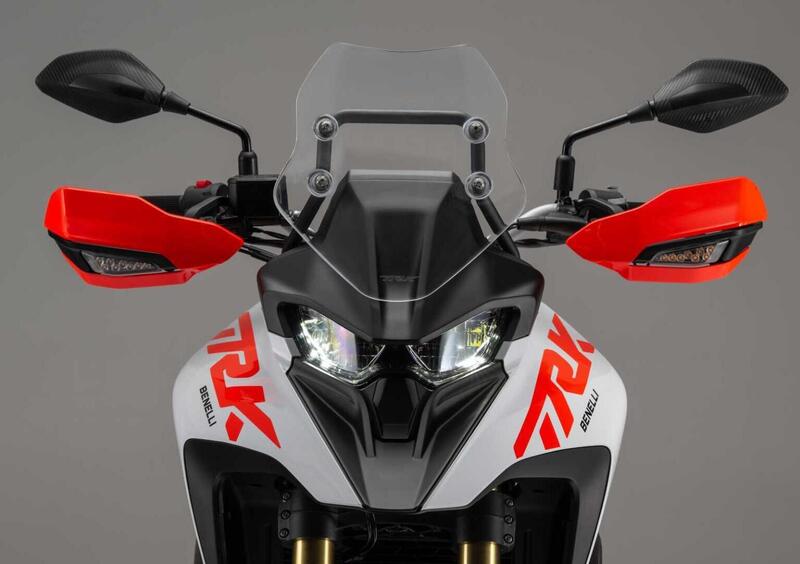 Benelli TRK 602 TRK 602 X (2026) (5)