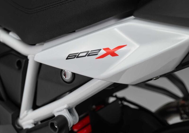 Benelli TRK 602 TRK 602 X (2026) (10)