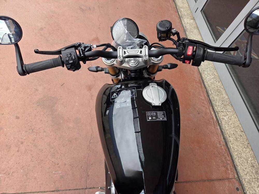 Triumph Speed Twin 1200 RS (2025 - 26) (10)