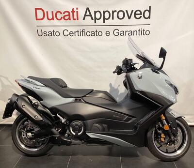 Yamaha T-Max 560 Tech Max (2025) usata