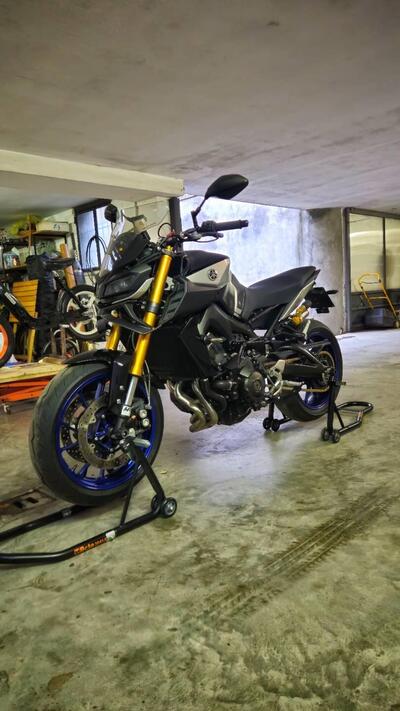 Yamaha MT-09 SP (2018 - 20) usata