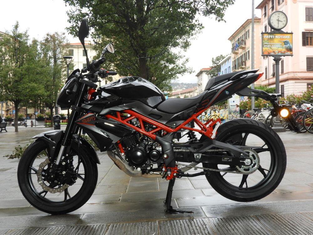 Benelli BN 125 (2021 - 25) (4)