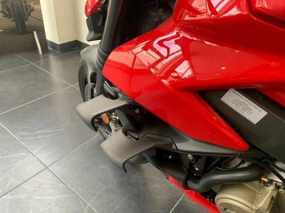 Ducati Streetfighter V4 1100 (2021 - 22) (10)
