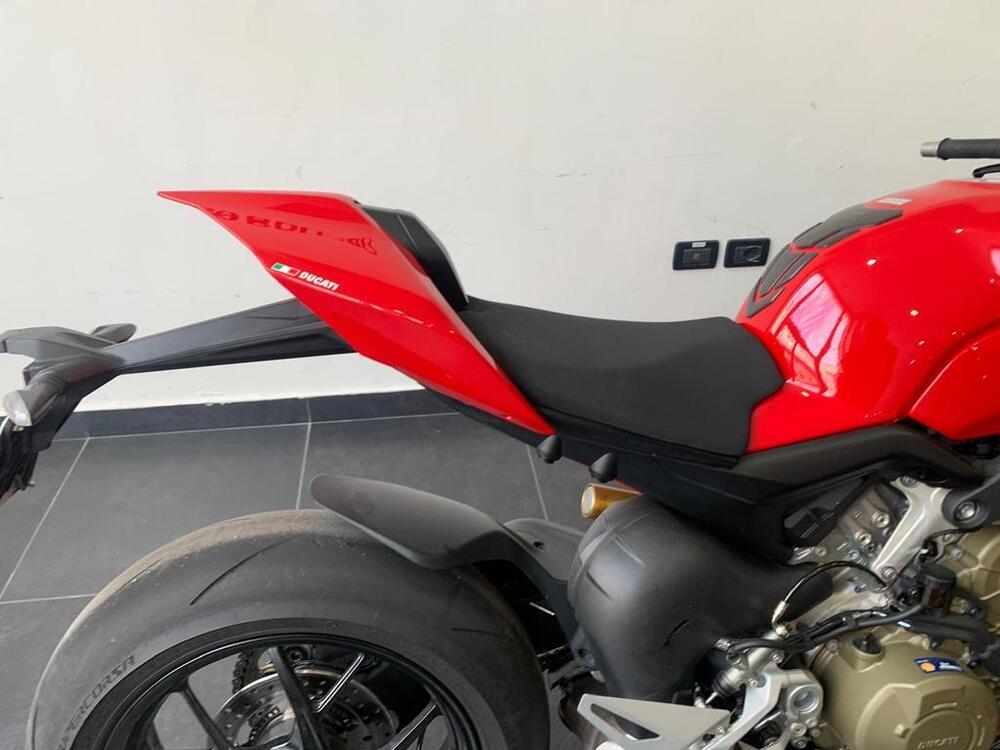 Ducati Streetfighter V4 1100 (2021 - 22) (11)