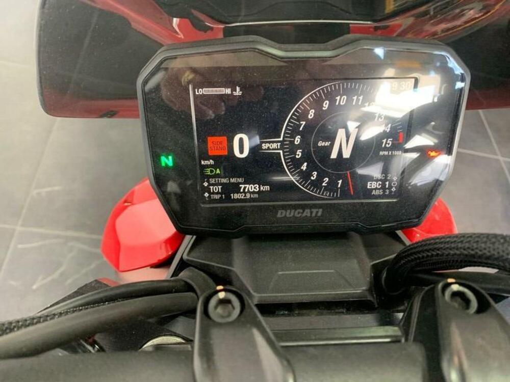 Ducati Streetfighter V4 1100 (2021 - 22) (8)