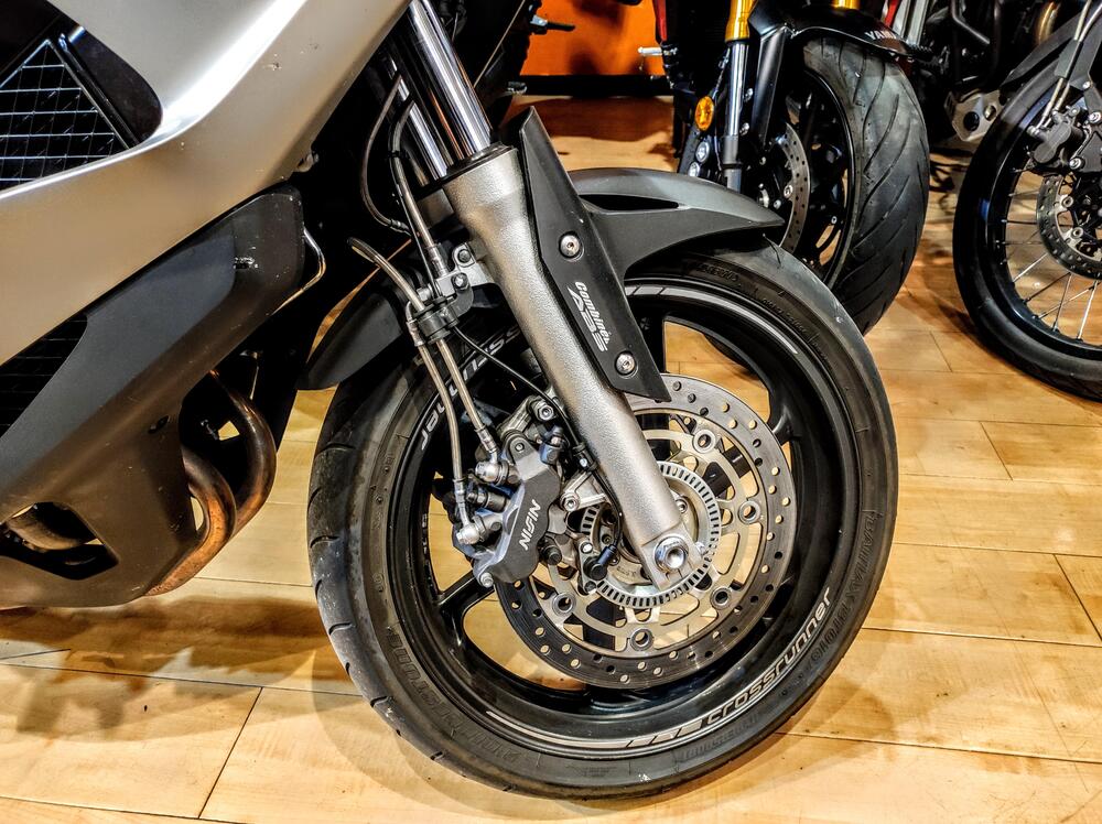 Honda VFR 800 (2006 - 13) (10)