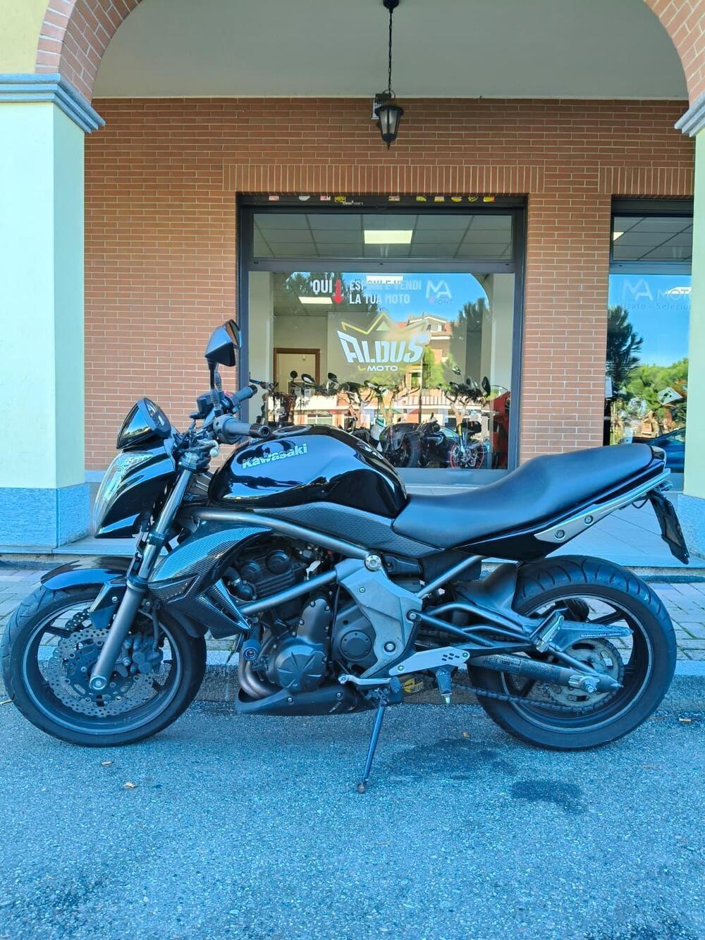 Kawasaki ER-6N (2006 - 09)