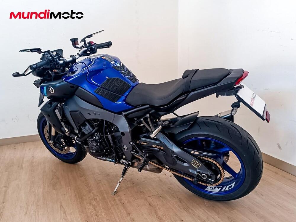 Yamaha MT-10 (2022 - 26) (7)
