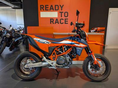 KTM 690 SMC R (2023 - 25) usata