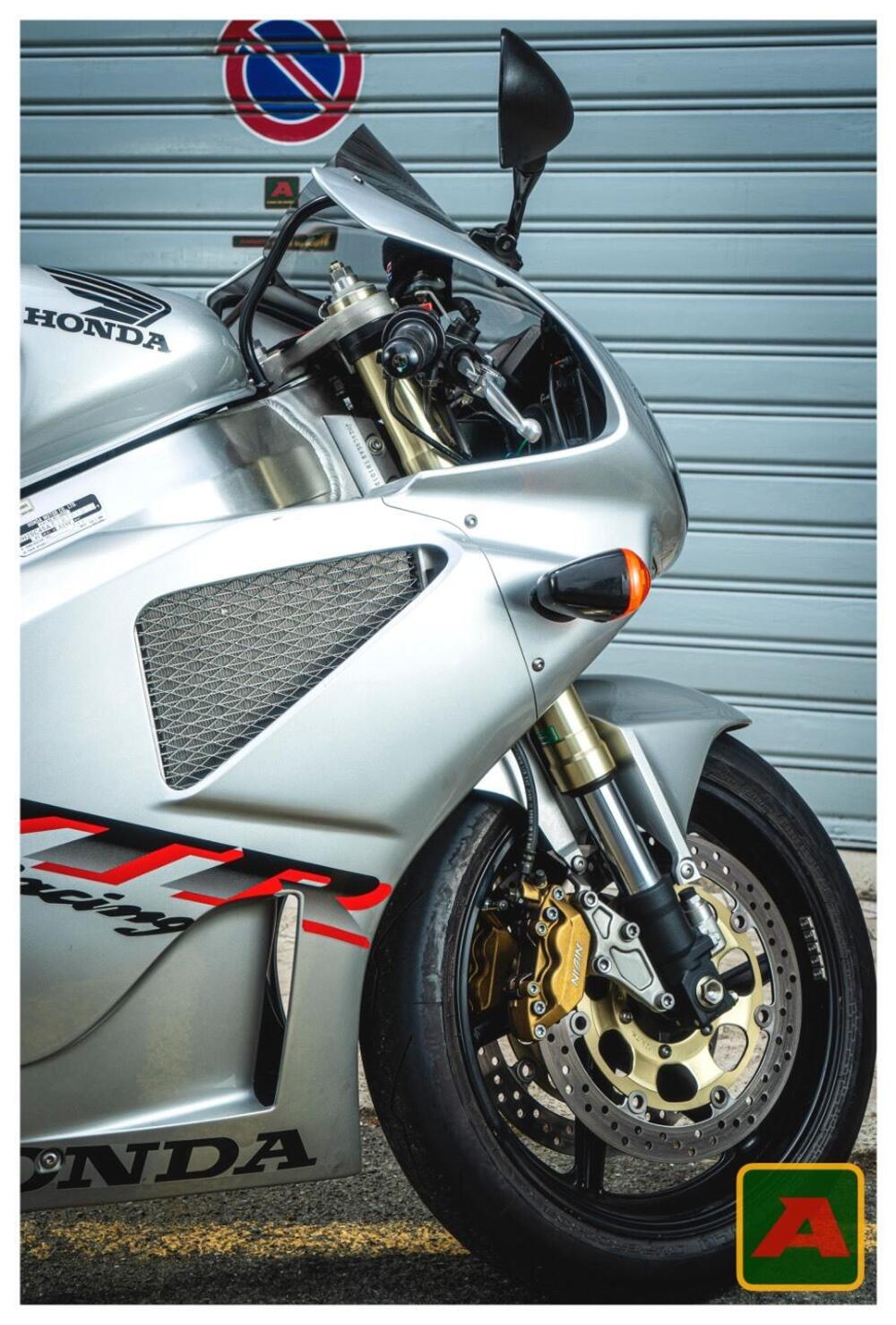 Honda VTR 1000 SP-1 (2000 - 01) (5)