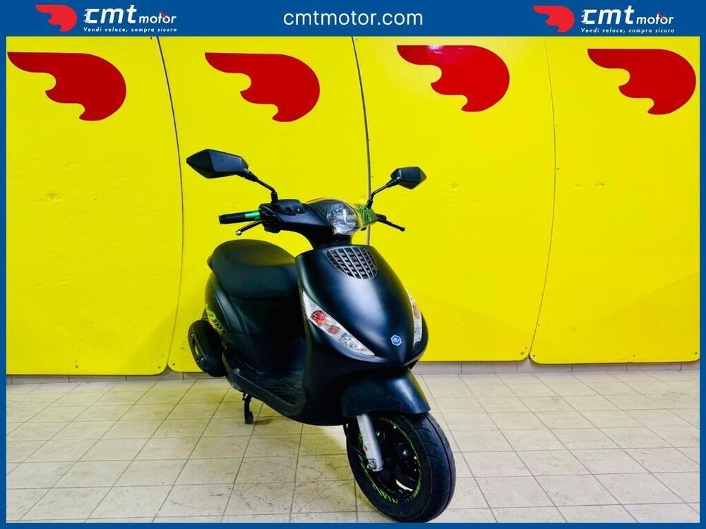 Piaggio Zip 50 4T (2021 - 25) (2)
