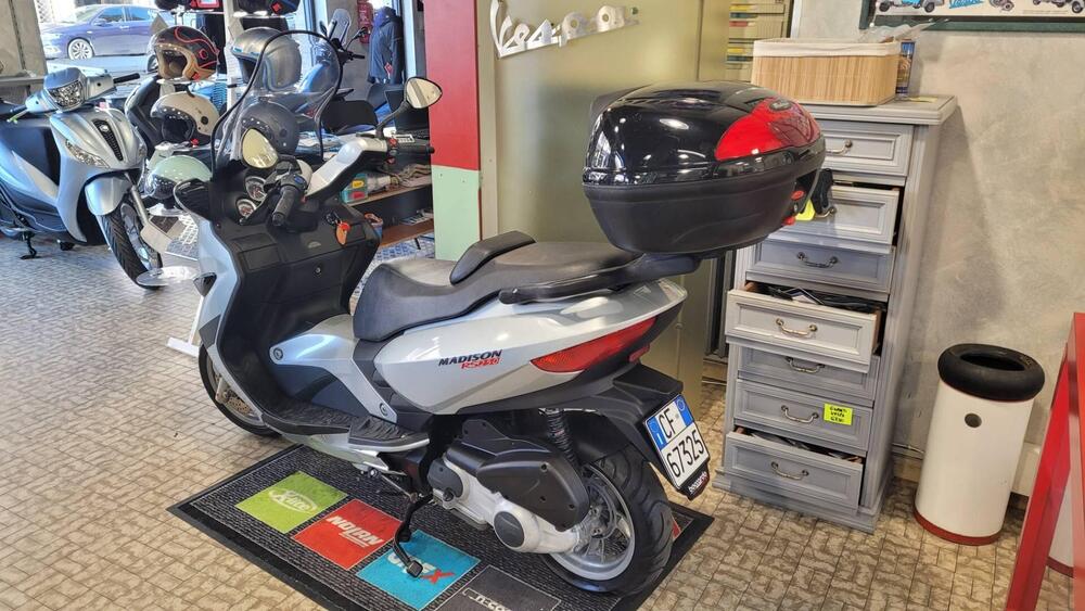 Malaguti Madison 250 RS (2005 - 06) (4)