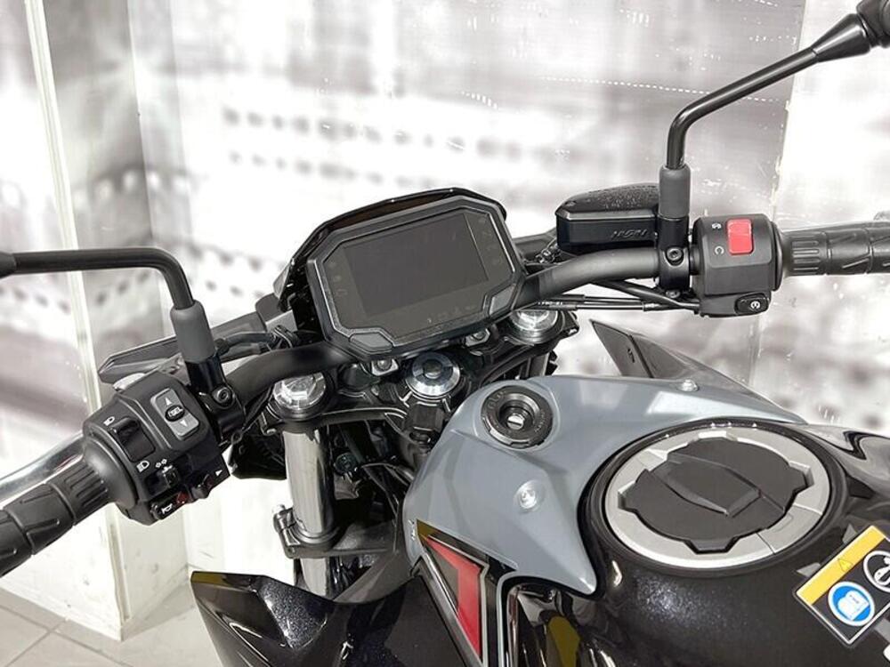 Kawasaki Z 650 (2025 - 26) (6)