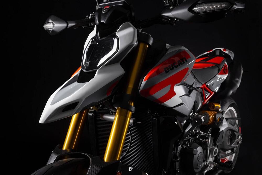 Ducati Hypermotard V2 SP (2026) (5)