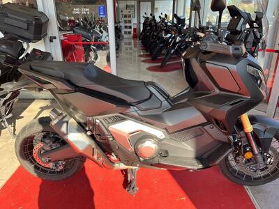 Honda X-ADV 750 DCT (2021 - 24) usata