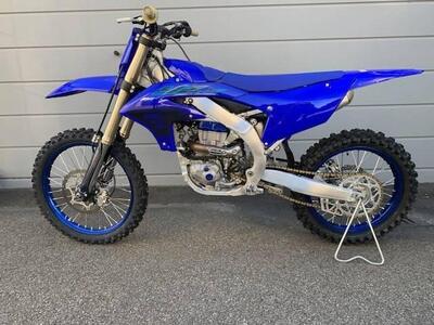 Yamaha YZ 450 F (2024) usata