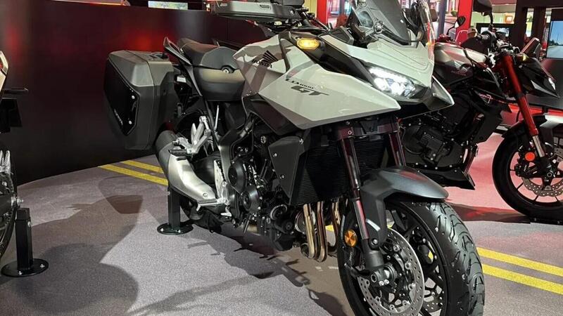CB1000 GT: la crossover Honda da 150 CV a 14 mila euro! [VIDEO]