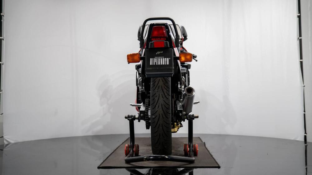 Suzuki GSX-R 750 (8)