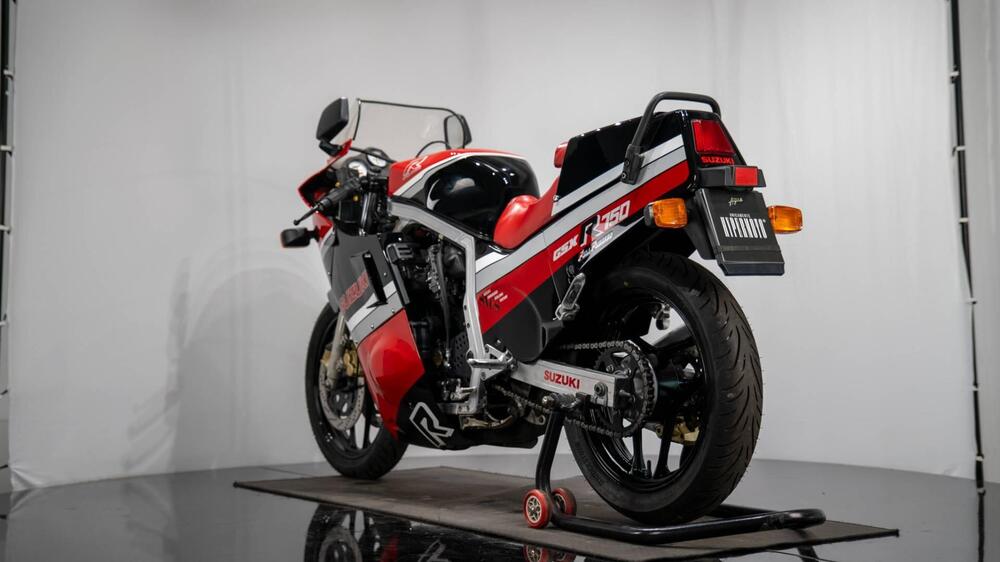 Suzuki GSX-R 750 (9)