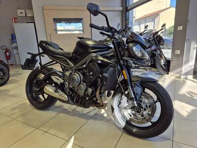 Triumph Street Triple R (2020 - 22) usata