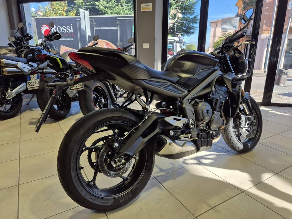Triumph Street Triple R (2020 - 22) (3)