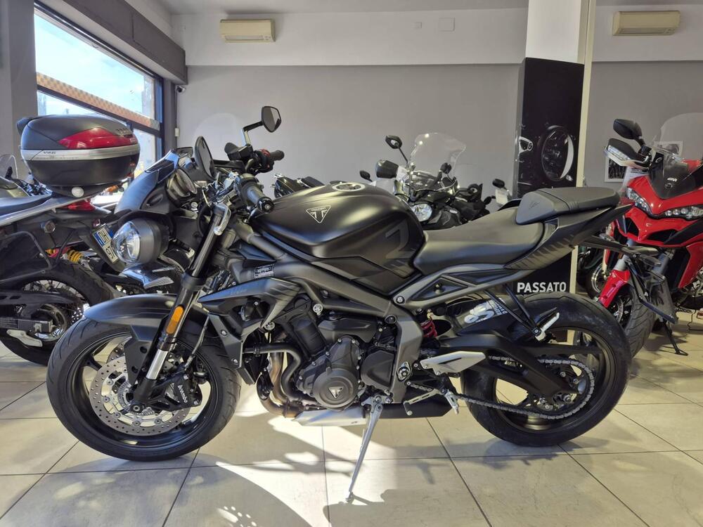 Triumph Street Triple R (2020 - 22) (6)