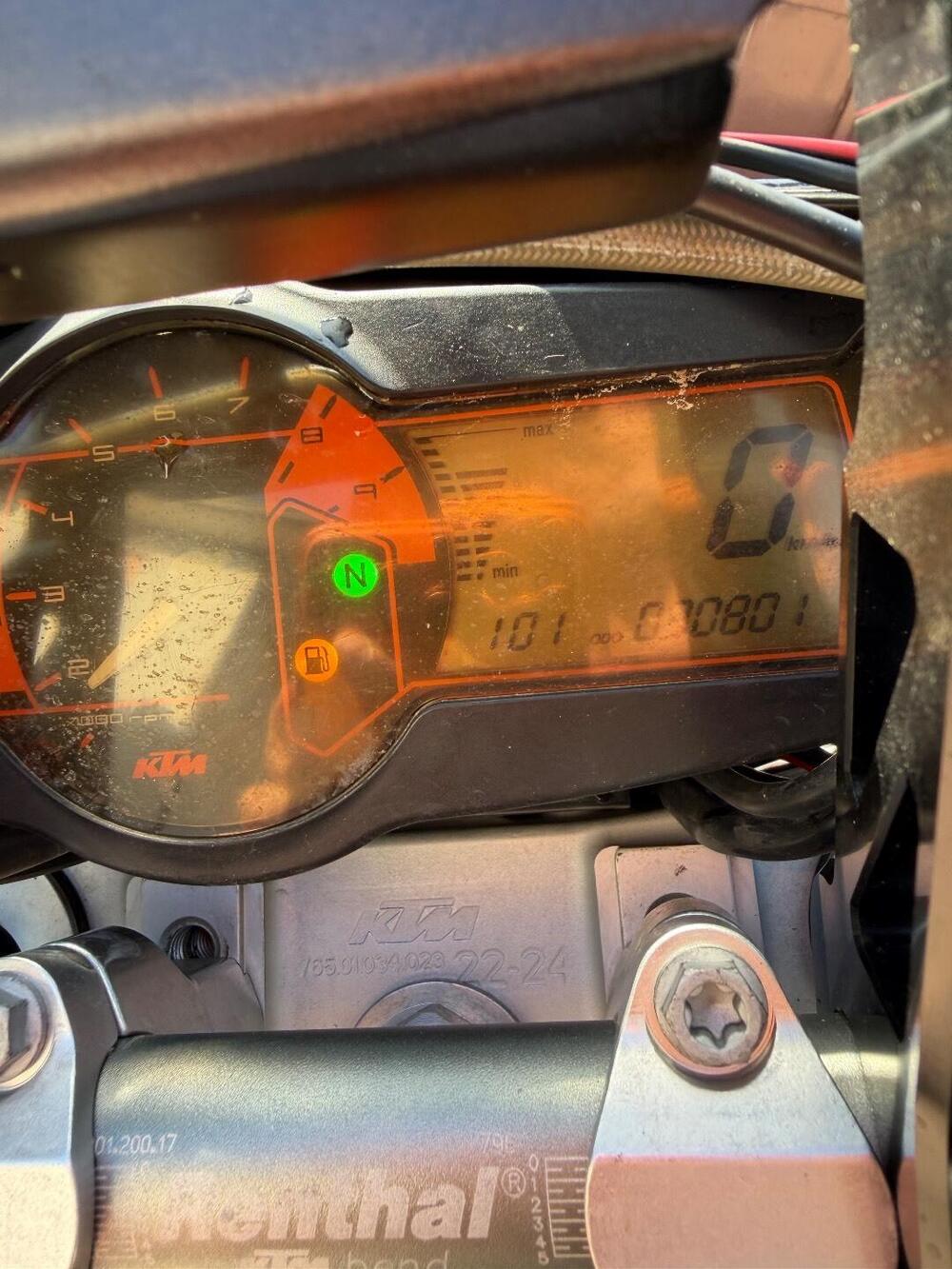 KTM 690 Enduro (2009 - 11) (3)